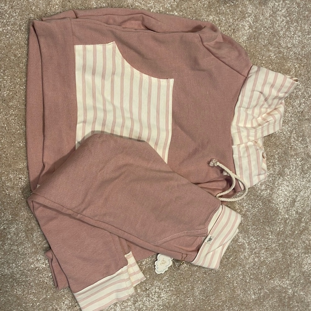 Lulu and roo/little road co sweatsuit 3t